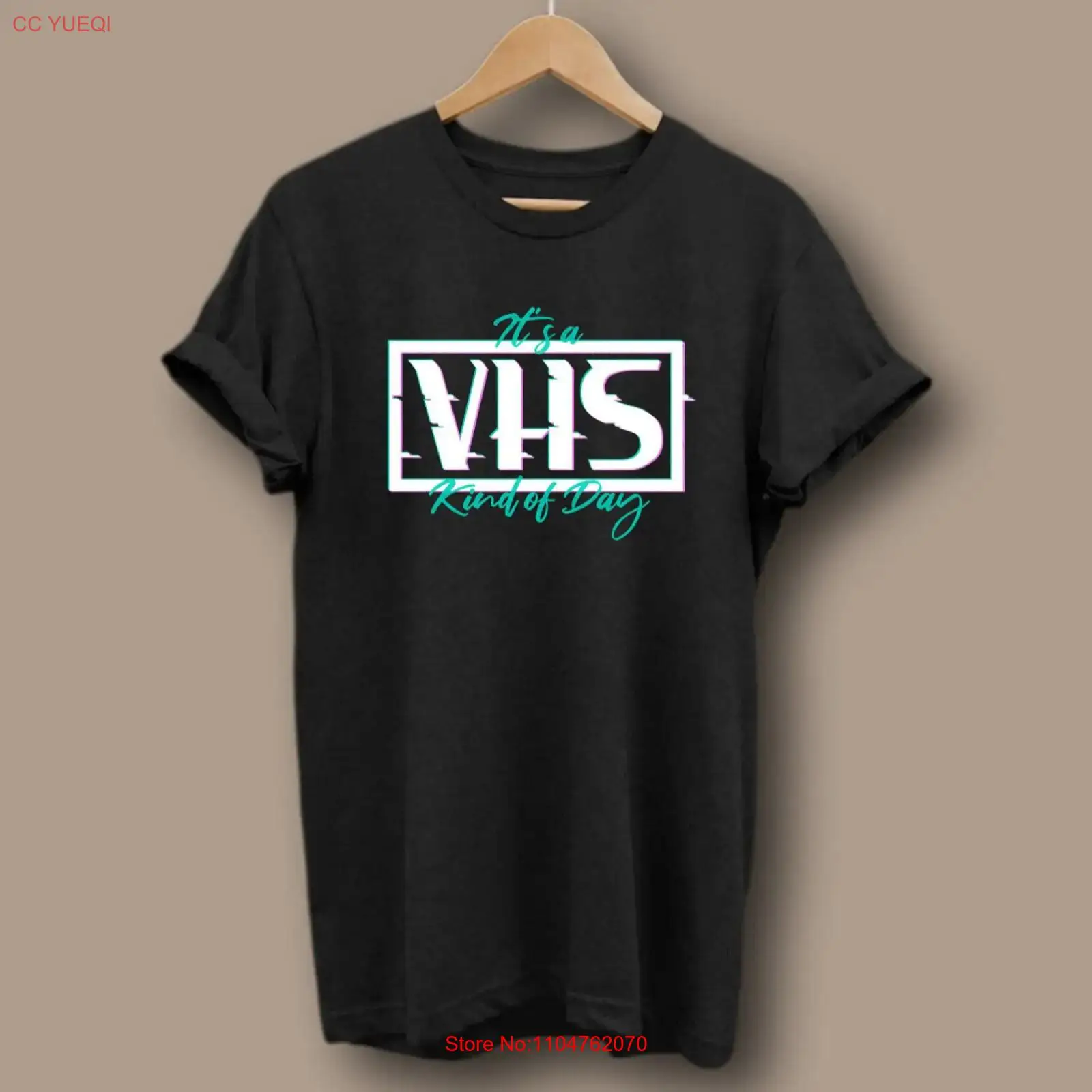 تي شيرت VHS Movie Kind of Day  - مراجعة Vintage Fashion Videos وسعره